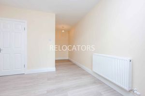 Bedroom 4- click for photo gallery